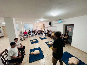 Curs de prim ajutor la Parohia „Sfântul și Dreptul Simeon și Sfânta Prorociță Ana” din localitatea Pescara