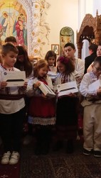 Daruri pentru copii de ziua națională a României 