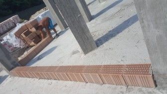 Construcția școlii și bisericii parohiale din Pescara a ajuns la cota +3,2m