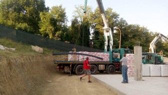 Construcția școlii și bisericii parohiale din Pescara a ajuns la cota +3,2m