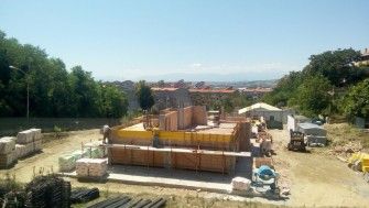 Construcția școlii și bisericii parohiale din Pescara a ajuns la cota +3,2m