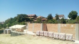 Construcția școlii și bisericii parohiale din Pescara a ajuns la cota +3,2m