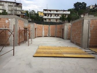 Construcția școlii și bisericii parohiale din Pescara a ajuns la cota +3,2m