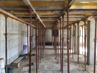 Construcția școlii și bisericii parohiale din Pescara a ajuns la cota +3,2m