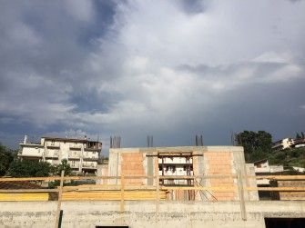 Construcția școlii și bisericii parohiale din Pescara a ajuns la cota +3,2m